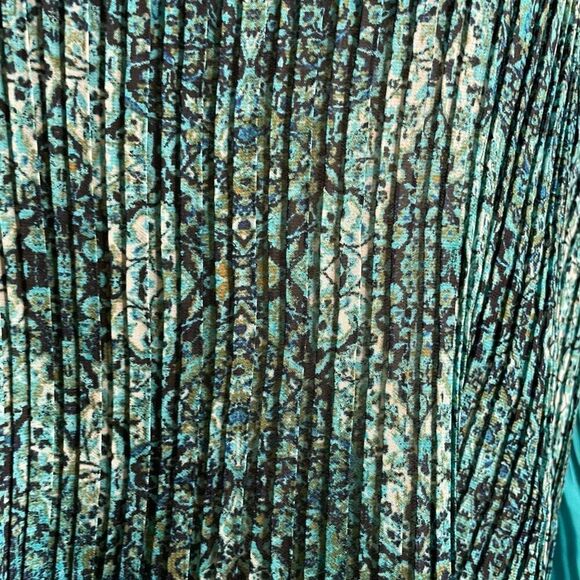 Catherines Womens Embellished Tunic Top 3X Teal Sleeve Artsy Boho Gypsy Pleated - Picture 6 of 7